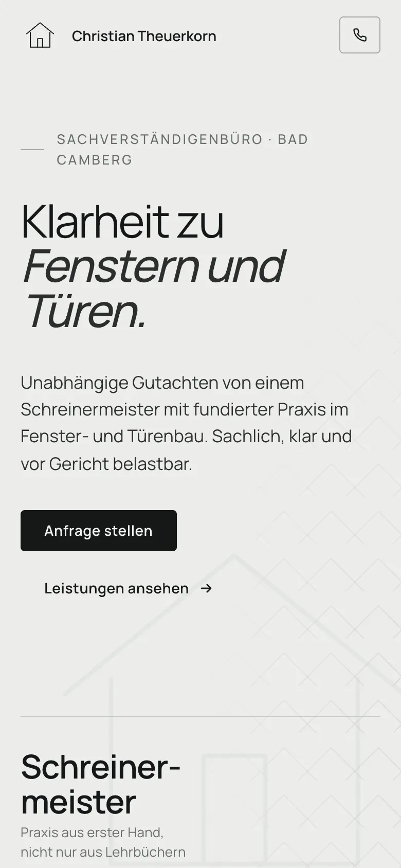 Dieselbe Website auf dem Smartphone